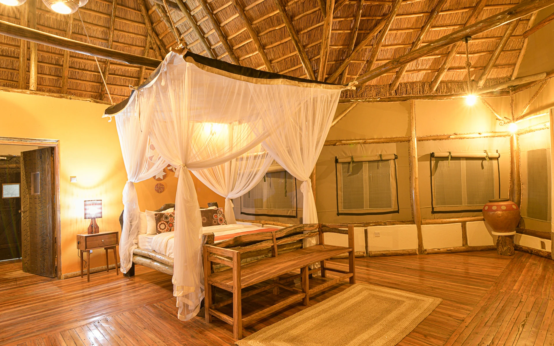 Aardvark Safari Lodge