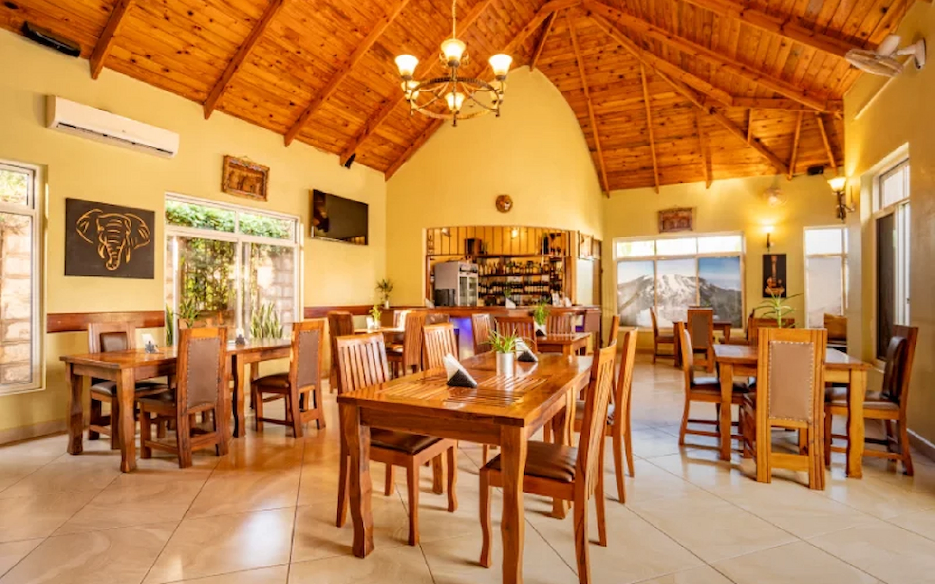 Mrimba Palm Hotel
