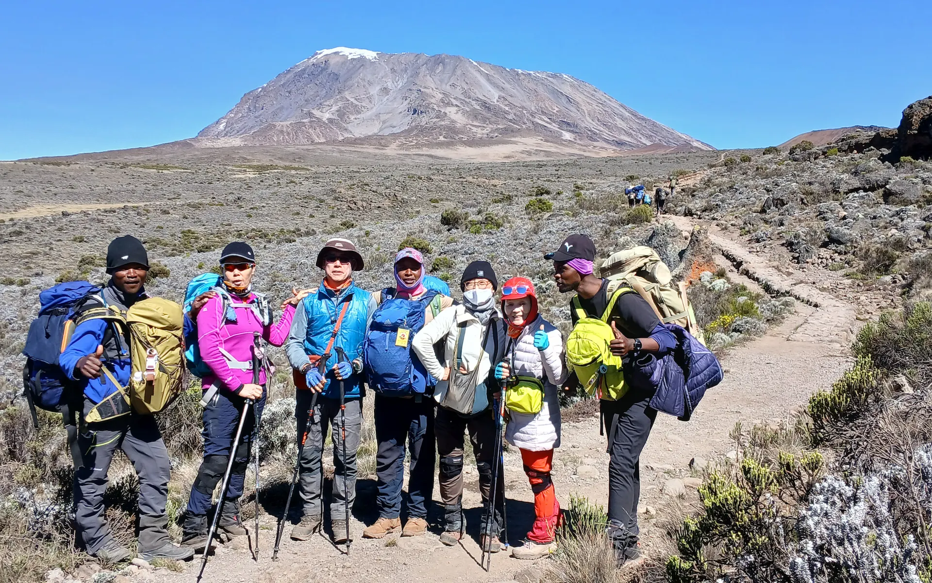 2nd Cave Camp (3450m) — photo 2