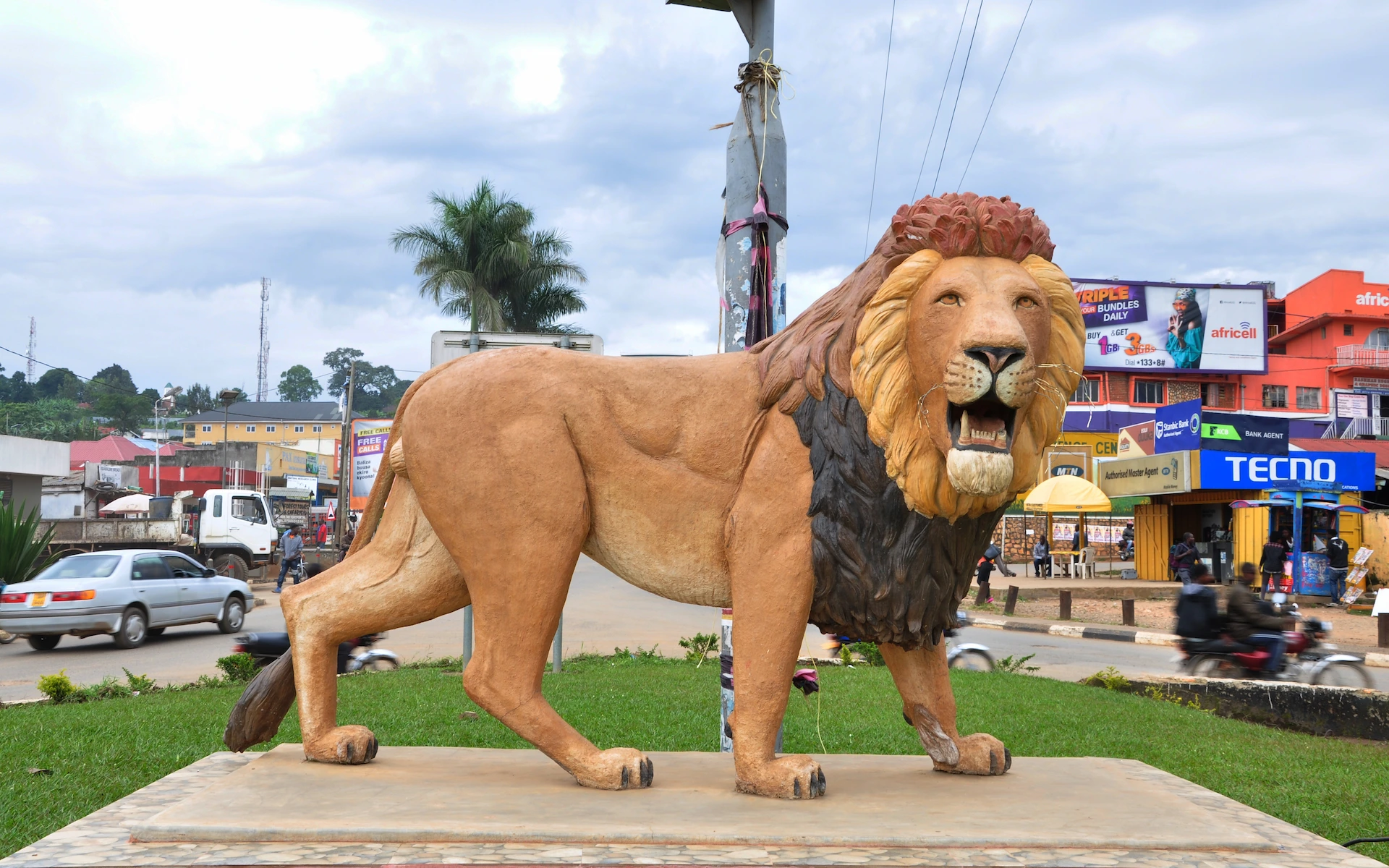 Fort Portal — photo 3