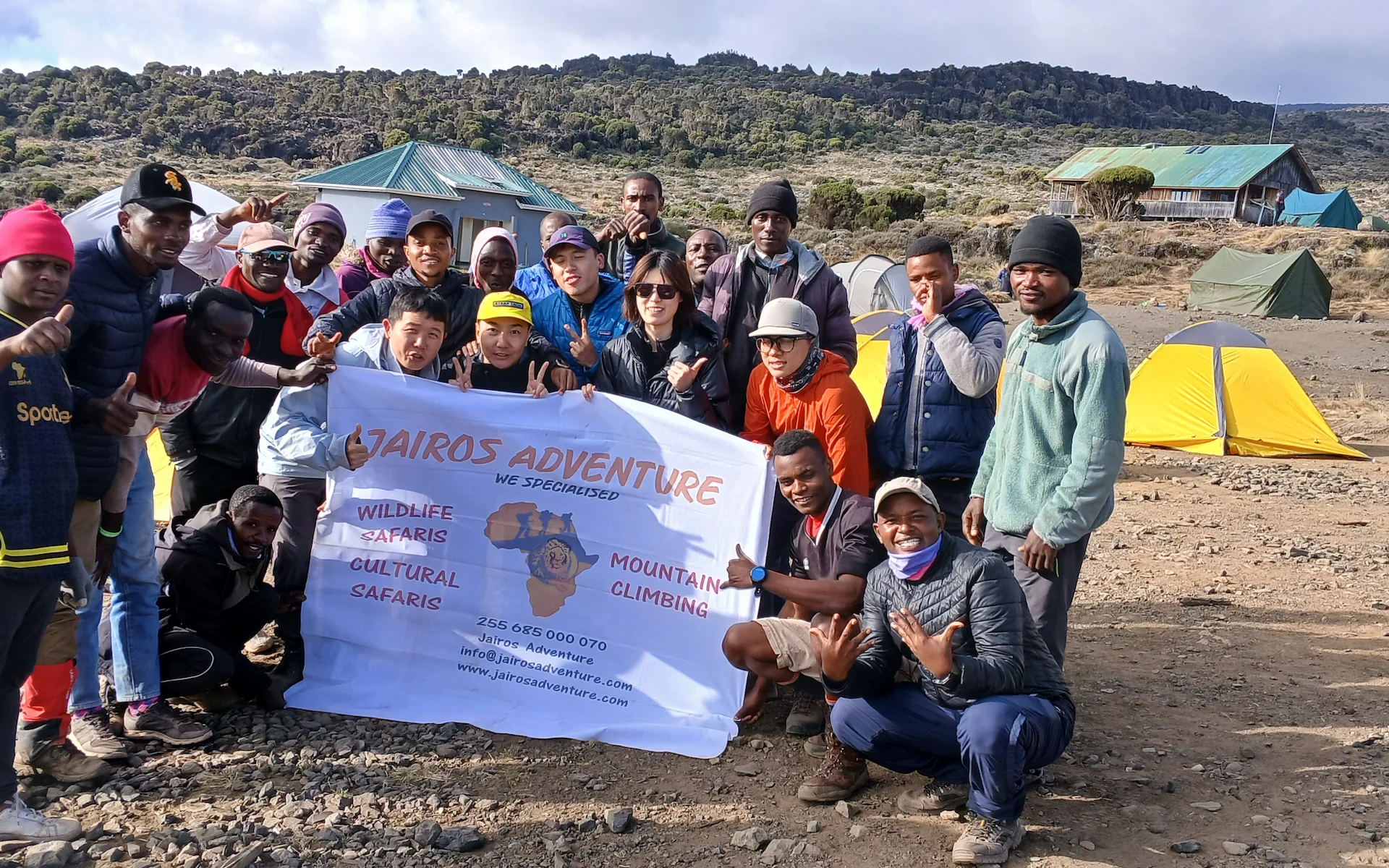 2nd Cave Camp (3450m) — photo 1