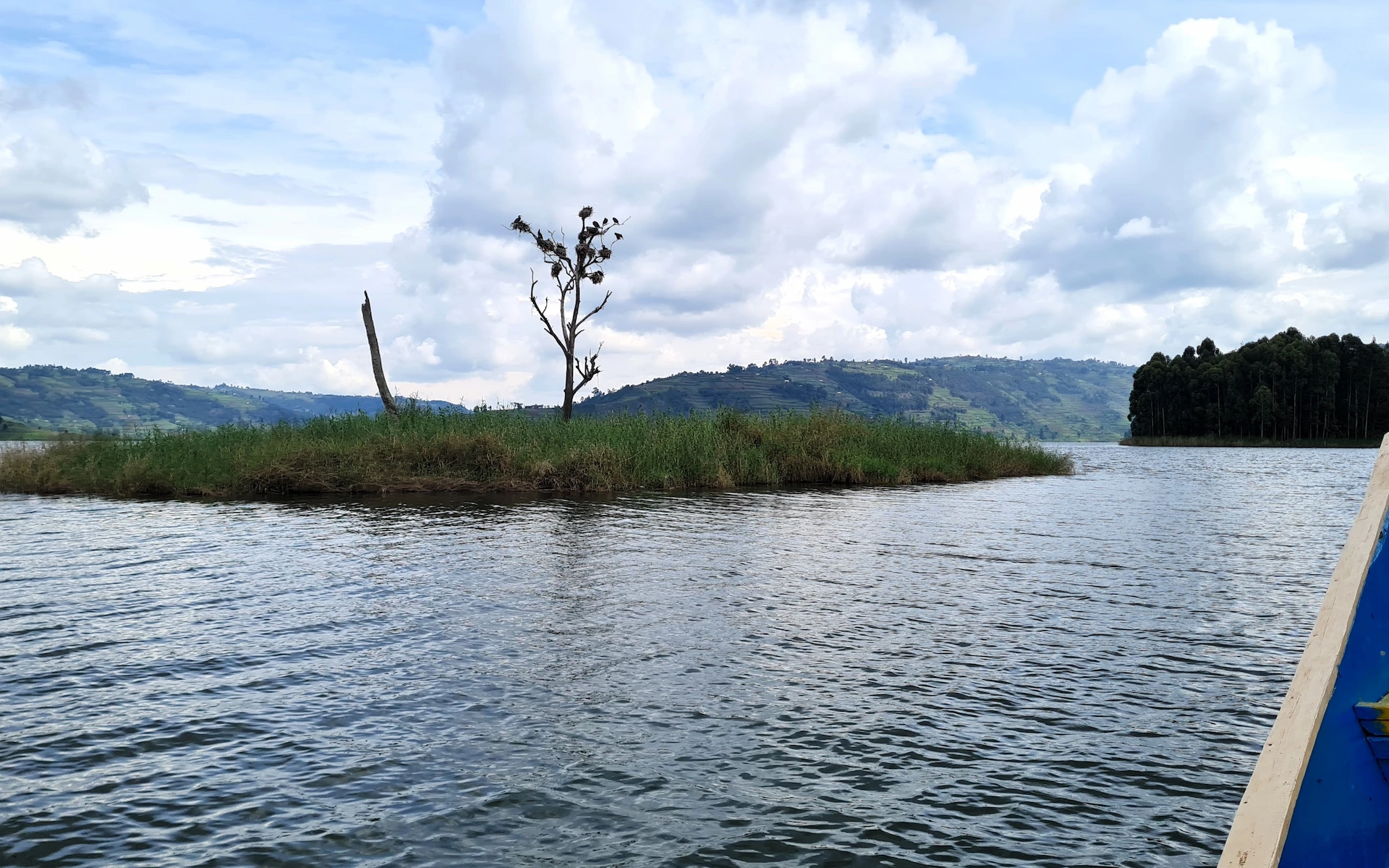 Lake Bunyonyi — photo 1
