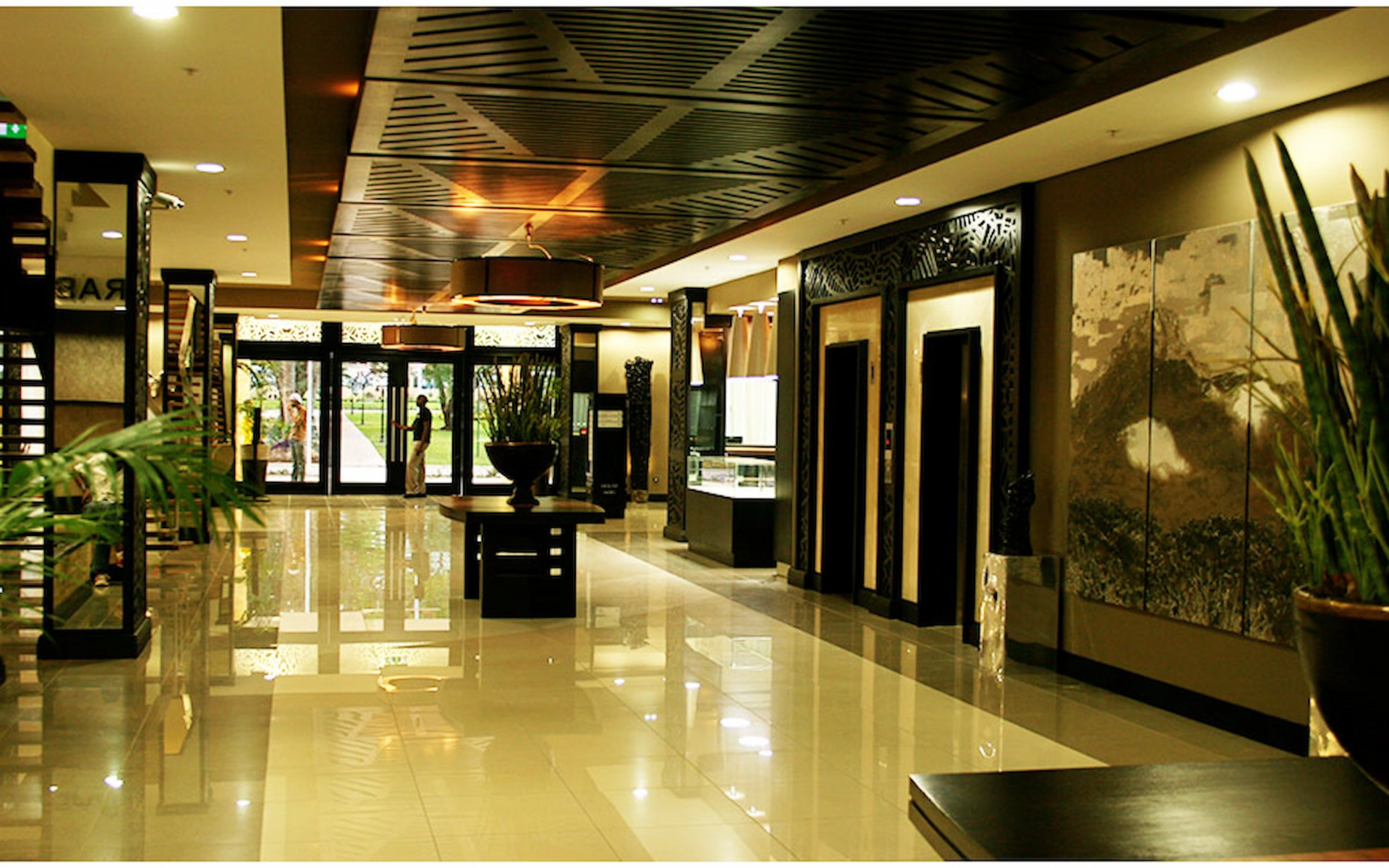 Mount Meru Hotel